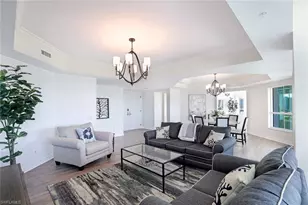 295 Grande Way, Naples, FL 34110 - Photo 5