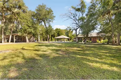 17321 Oak Creek Rd, Alva, FL 33920 - Photo 9