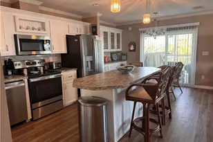 209 Sun Cir, Fort Myers, FL 33905 - Photo 7