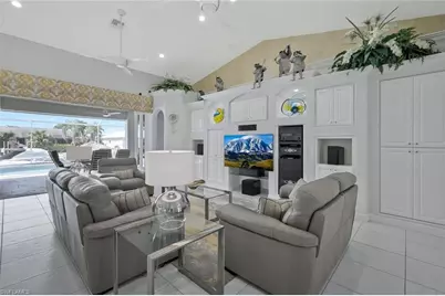 1428 SW 52nd Ln, Cape Coral, FL 33914 - Photo 9