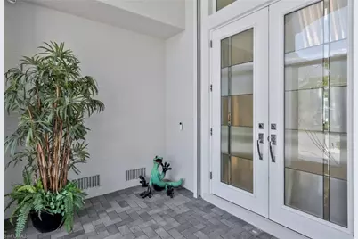 1428 SW 52nd Ln, Cape Coral, FL 33914 - Photo 7