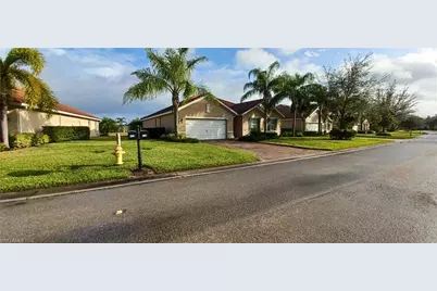 3094 Apple Blossom Dr, Alva, FL 33920 - Photo 3