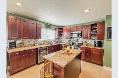 4002 Cascade Ln, Labelle, FL 33935 - Photo 9