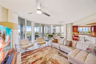 13675 Vanderbilt Dr, Naples, FL 34110 - Photo 7