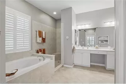 11119 Laughton Cir, Fort Myers, FL 33913 - Photo 15