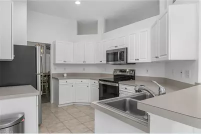 170 Vista Ln, Naples, FL 34119 - Photo 9