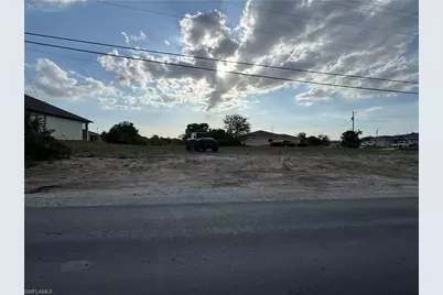 1528 NE 13th Ave, Cape Coral, FL 33909 - Photo 7