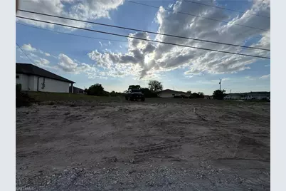 1528 NE 13th Ave, Cape Coral, FL 33909 - Photo 5