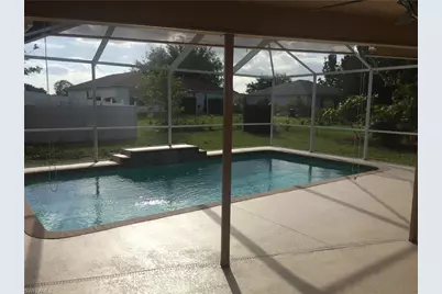132 NE 7th Ave, Cape Coral, FL 33909 - Photo 17