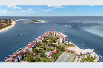 625 La Peninsula Blvd #625, Naples, FL 34113 - Photo 35