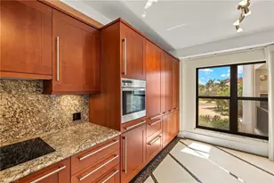 625 La Peninsula Blvd, Naples, FL 34113 - Photo 9