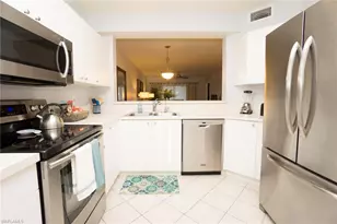 7819 Regal Heron Cir, Naples, FL 34104 - Photo 23