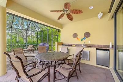 975 Tivoli Ct, Naples, FL 34104 - Photo 7