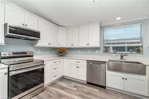 17521 Primrose Ct, Fort Myers Beach, FL 33931 - Photo 11