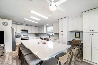 17521 Primrose Ct, Fort Myers Beach, FL 33931 - Photo 13