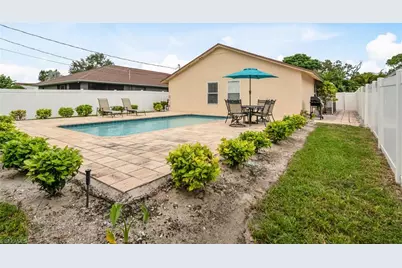 534 96th Ave N, Naples, FL 34108 - Photo 13