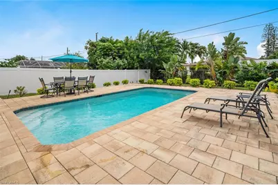 534 96th Ave N, Naples, FL 34108 - Photo 11