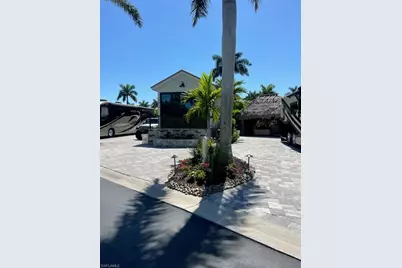 13613 Snapper Ln, Naples, FL 34114 - Photo 45