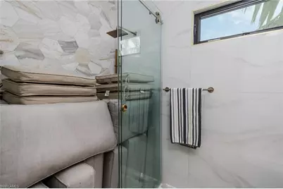 13613 Snapper Ln, Naples, FL 34114 - Photo 17