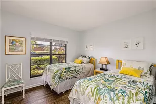 20 Greenbrier St, Marco Island, FL 34145 - Photo 9