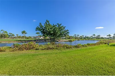 239 Torrey Pines Pt, Naples, FL 34113 - Photo 3