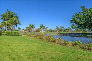 239 Torrey Pines Point, Naples, FL 34113 - Photo 5