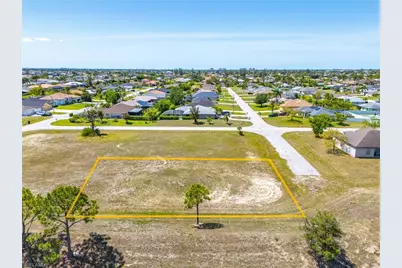 2417 SW 11th Pl, Cape Coral, FL 33914 - Photo 5