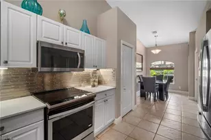 6553 Castlelawn Pl, Naples, FL 34113 - Photo 7