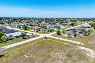 2421 SW 11th Pl, Cape Coral, FL 33914 - Photo 1