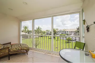 180 Furse Lakes Cir #E8, Naples, FL 34104 - Photo 3