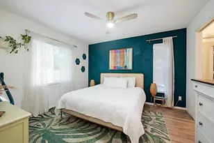 208 Furse Lakes Cir, Naples, FL 34104 - Photo 3