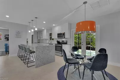 1155 6th St S, Naples, FL 34102 - Photo 9