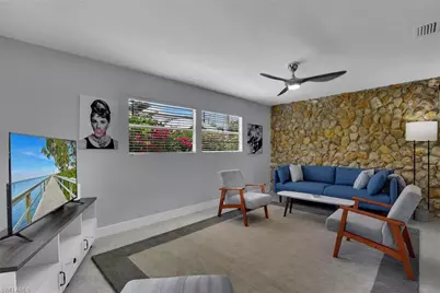 1155 6th St S, Naples, FL 34102 - Photo 15