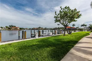 525 Seaview Ct, Marco Island, FL 34145 - Photo 35