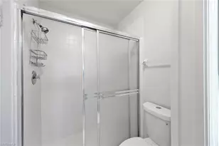 822 Gulf Pavillion Dr, Naples, FL 34108 - Photo 15