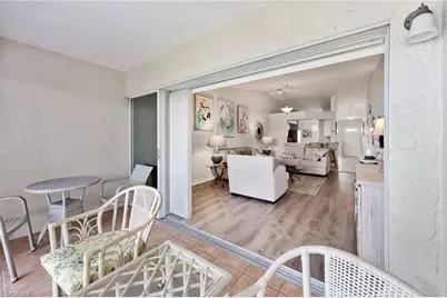 822 Gulf Pavillion Dr #202, Naples, FL 34108 - Photo 19