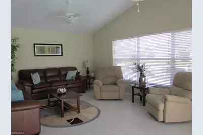 5008 SW 9th Pl, Cape Coral, FL 33914 - Photo 5