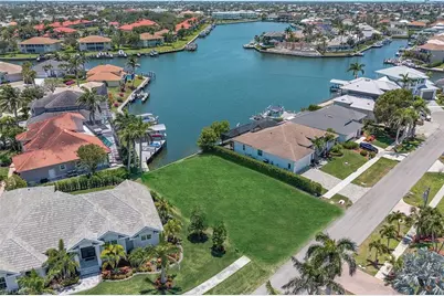 269 Bass Ct, Marco Island, FL 34145 - Photo 3
