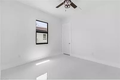 1625 NE 5th Ter, Cape Coral, FL 33909 - Photo 27