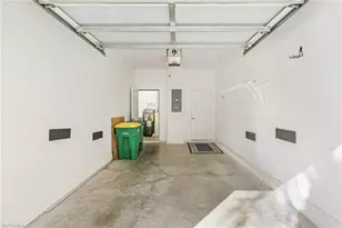 7780 Woodbrook Cir, Naples, FL 34104 - Photo 23