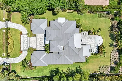 493 Carica Rd, Naples, FL 34108 - Photo 3