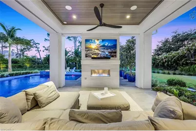 493 Carica Rd, Naples, FL 34108 - Photo 21