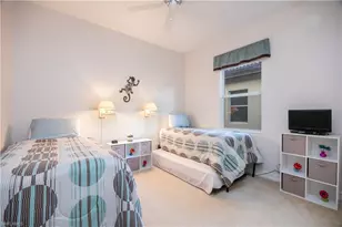 6088 Dogleg Dr, Naples, FL 34113 - Photo 13