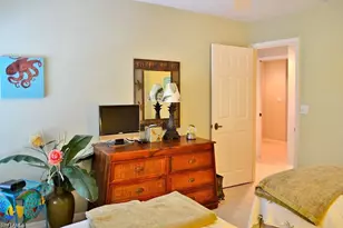 5635 Turtle Bay Dr, Naples, FL 34108 - Photo 11