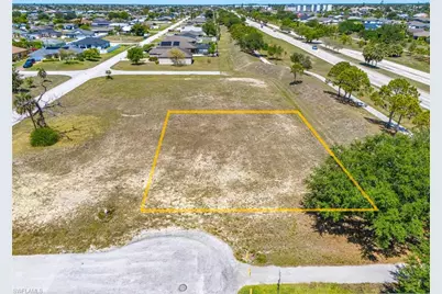 2418 SW 11th Ave, Cape Coral, FL 33914 - Photo 5