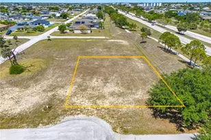 2418 SW 11th Ave, Cape Coral, FL 33914 - Photo 5