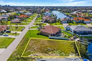 3914 SW 25th Pl, Cape Coral, FL 33914 - Photo 7