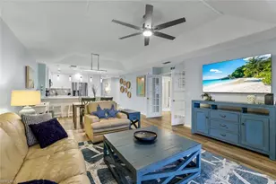 9101 Vanderbilt Dr, Naples, FL 34108 - Photo 5