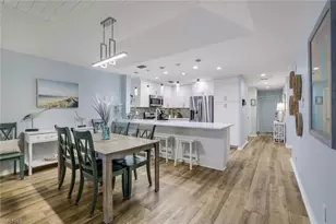 9101 Vanderbilt Dr, Naples, FL 34108 - Photo 7