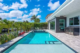 1807 Snook Dr, Naples, FL 34102 - Photo 9